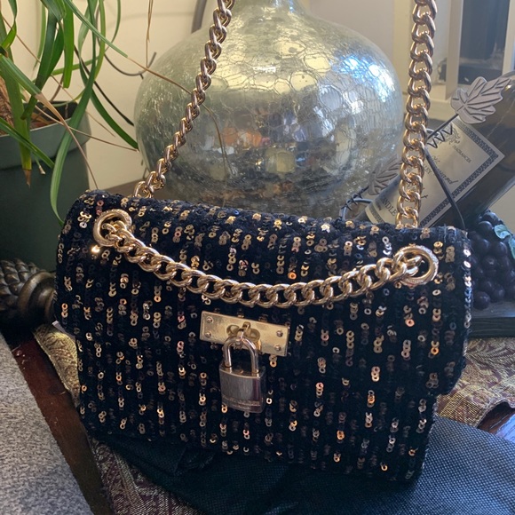 SOLD⛔️Authentic KURT GEIGER LONDON sequins Flap Crosby/shoulder bag - Picture 13 of 16